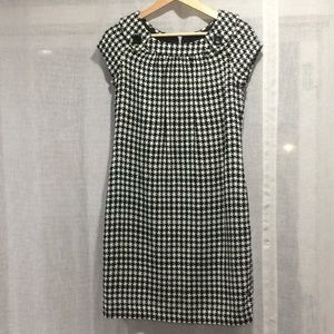 Kasper black and white dress
